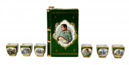 454 - CONJUNTO LICORERO EN PORCELANA LIMOGES