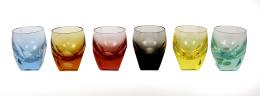 67 - SEIS PEQUEÑOS VASOS EN CRISTAL "MOSER"