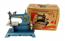 200 - MAQUINA DE COSER.