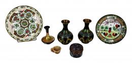404 - GRAN LOTE VARIADO DE PIEZAS ORIENTALES SEGUNDA MITAD DEL S.X