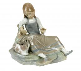 439 - "PASTORA CON PEQUEÑA CABRA" FIGURA LLADRÓ