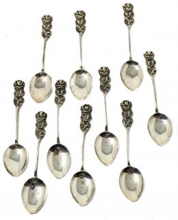 684 - DIEZ CUCHARITAS MOKA