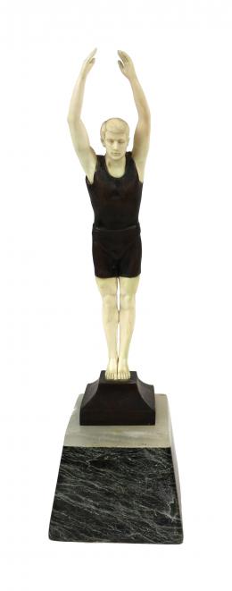 806 - "NADADOR" FIGURA CRISOELEFANTINA