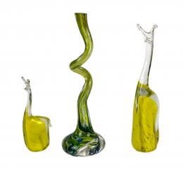 76 - TRES PIEZAS EN CRISTAL DE MURANO