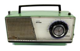 953 - RADIO PORTATIL VANGUARD SUPER ATLAS