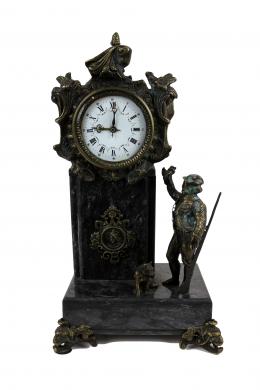 736 - RELOJ DE SOBRE MEDA DE MEDIADOS DEL S.XX