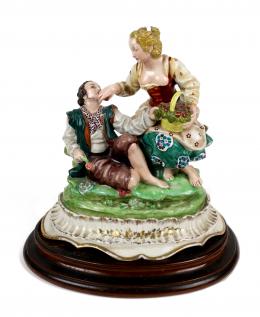 405 - "CAMPAESINOS" FIGURA EN PORCELANA DE  MEDIADOS S XX