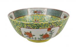 372 - BOL EN PORCELANA ORIENTAL 