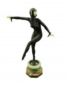 798 - FIGURA EN BRONCE 