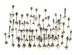 1006 - COLECCIÓN DE CUCHARITAS DE PLATA