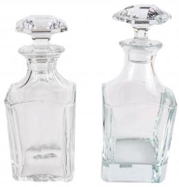 31 - DOS BOTELLAS LICORERAS DE FINALES DEL S.XX