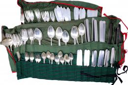675 - CUBERTERIA EN PLATA PARA 12 SERVICIOS