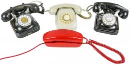 926 - LOTE DE 4 TELEFONOS 