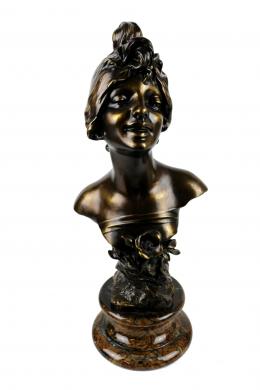 792 - "BUSTO DE JOVEN"