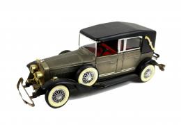 203 - ORIGINAL RADIO COCHE ANTIGUO