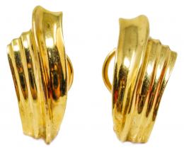 150 - PENDIENTES EN ORO