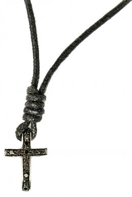 120 - CRUZ COLGANTE CON DIAMANTES NEGROS