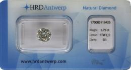 81 - BRILLANTE DE 1,79 CT CERTIFICADO HRD