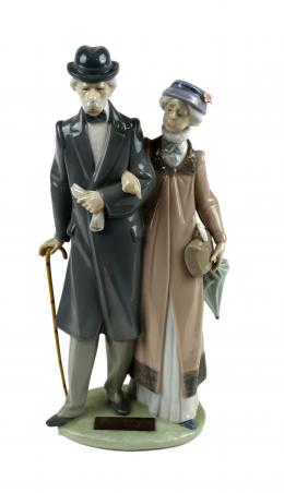 401 - "PAREJA DE ANCIANOS"