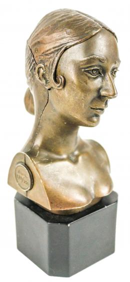 809 - FIGURA EN BRONCE