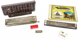 858 - COLECCIÓN DE CUATRO ARMÓNICAS