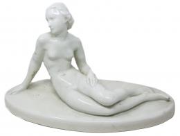 449 - FIGURA EN PORCELANA  DE LOS AÑOS 30