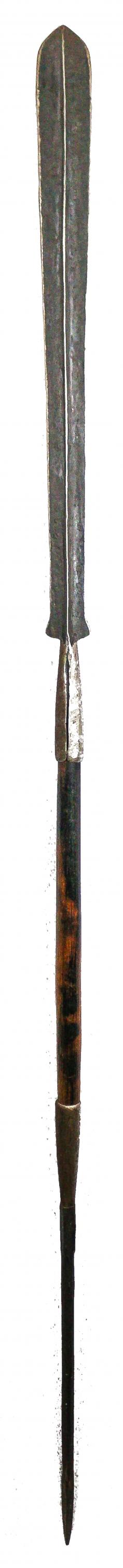 731 - LANZA TRIBAL DE MEDIADOS DEL S.XX