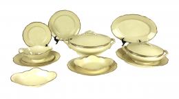 477 - VAJILLA EN PORCELANA