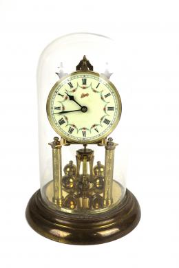 775 - RELOJ DE SOBREMESA DE MEDIADOS DEL S.XX