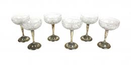 71 - SEIS COPAS DE CRISTAL CON BASE DE PLATA