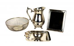 934 - LOTE DE METAL PLATEADO