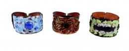 217 - TRES PULSERAS DE ESMALTE