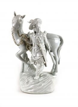 393 - SOLDADO JUNTO A SU CABALLO