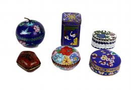 684 - SEIS CAJITAS ORIENTALES.