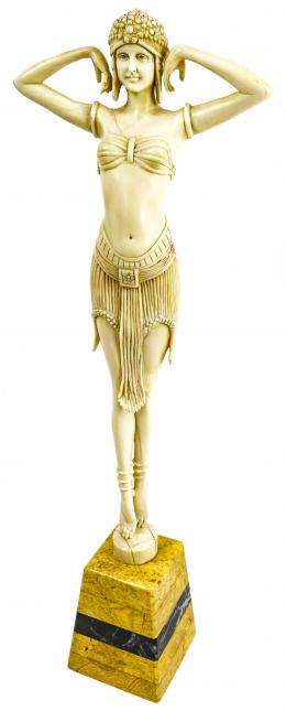 842 - ESCULTURA EN MARFIL 