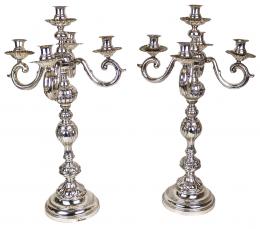 737 - PAREJA DE CANDELABROS
