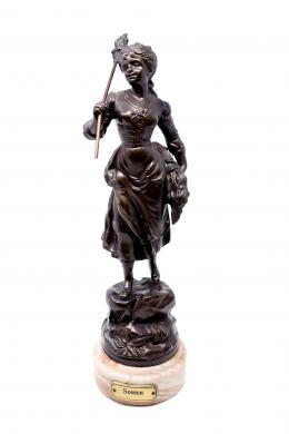 1345 - FIGURA EN BRONCE "JOVEN"