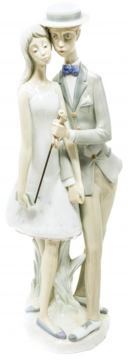 400 - "PAREJA" FIGURA EN PORCELANA LLADRÓ