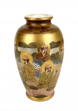 374 - JARRON JAPONES EN PORCELANA