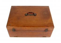 852 - CAJA DE HERRAMIENTAS DE PPS. DEL S.XX
