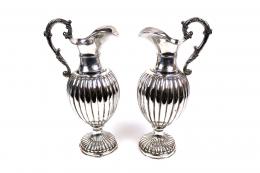 746 - PAREJA DE JARRAS EN PLATA