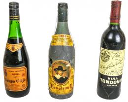 968 - TRES BOTELLAS DE VINO