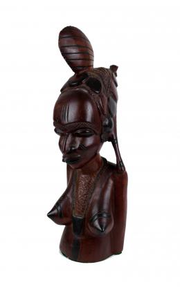 361 - BUSTO DE JOVEN DE MEDIADOS DEL S.XX