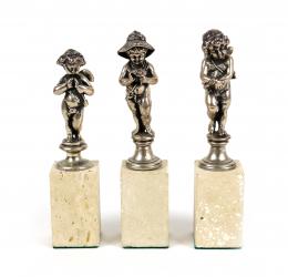 745 - TRES FIGURITAS EN PLATA DE LA SEGUNDA MITAD DEL S.XX