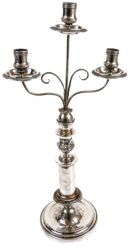 1153 - CANDELABRO DE PLATA DEL SIGLO XIX