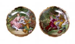 863 - PAREJA DE PLATOS DECORATIVOS EN PORCELANA LIMOGES