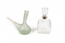 16 - BOTELLA LICORERA Y PORRON