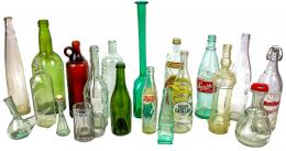 67 - GRAN LOTE VARIADO EN VIDRIO Y CRISTAL