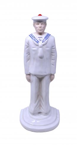 850 - MARINERO FIGURA EN PORCELANA