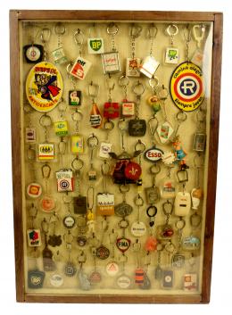 1181 - COLECCION DE LLAVEROS DE MARCAS DE GASOLINA